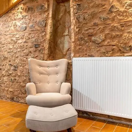 Arachova's Experience